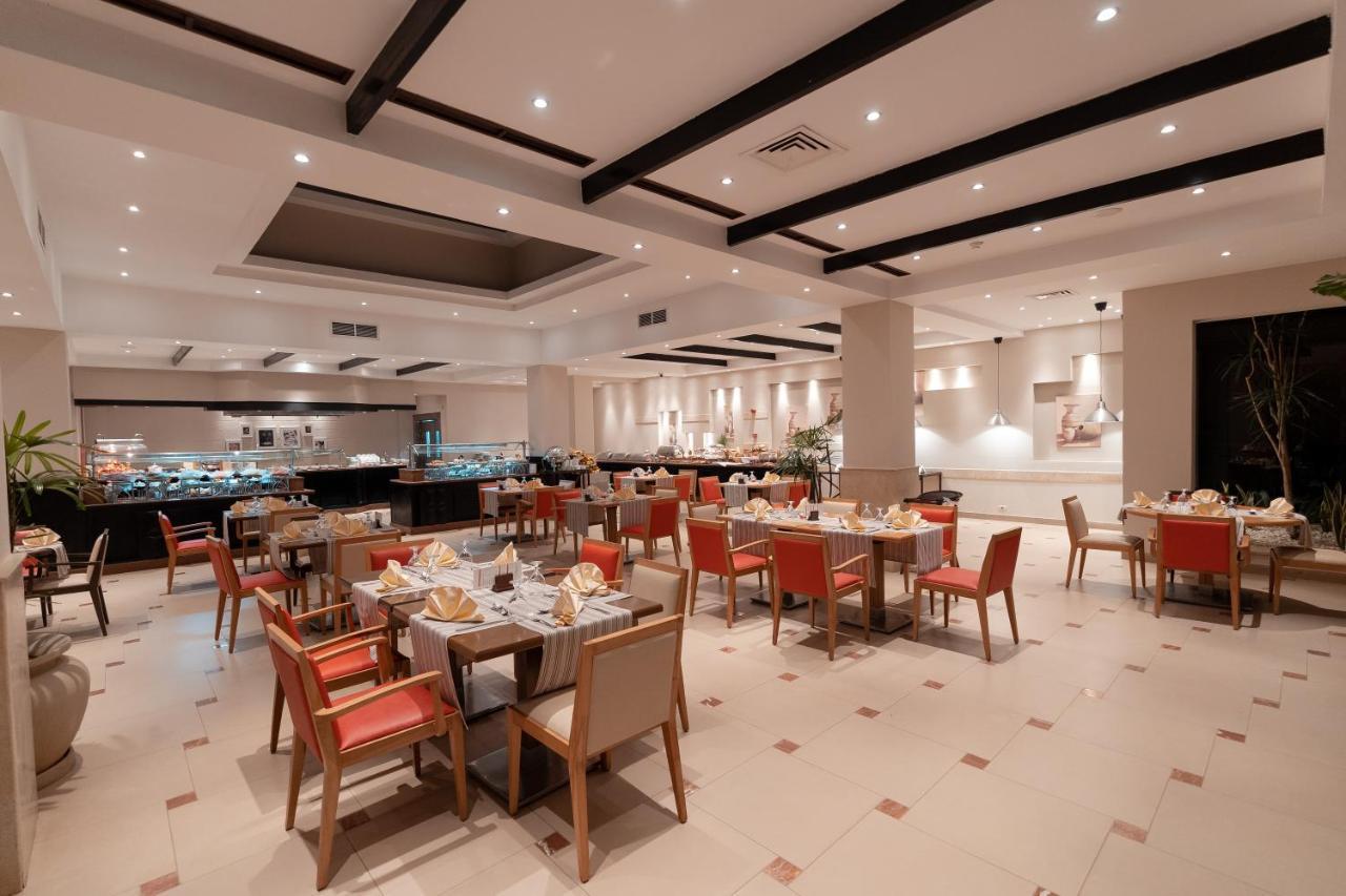 سويس إن بيراميدز جولف القاهرة 5* 6th of October City
